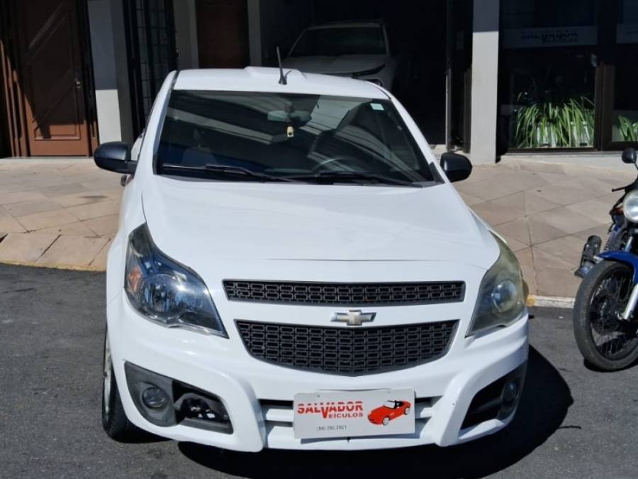 CHEVROLET - MONTANA - 2012/2013 - Branca - R$ 39.000,00