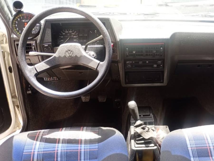 VOLKSWAGEN - GOL - 1989/1990 - Branca - R$ 16.500,00