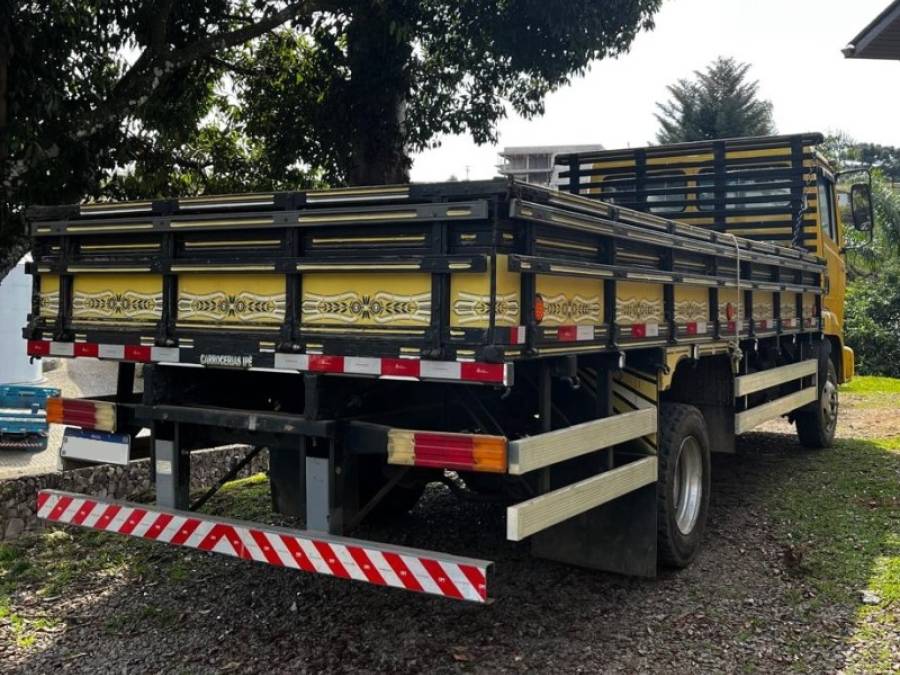 MERCEDES-BENZ - 712 2P (DIESEL) - 2008/2009 - Amarela - Sob Consulta