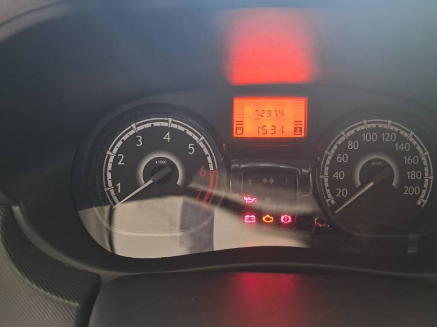 RENAULT - SANDERO - 2011/2012 - Bege - R$ 29.900,00