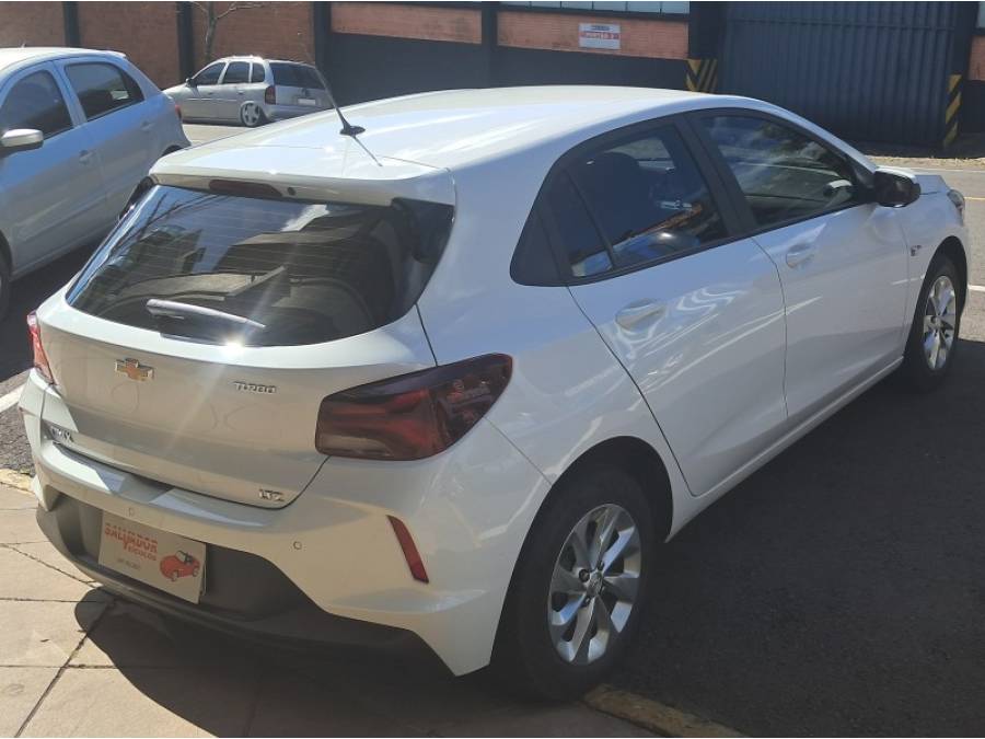 CHEVROLET - ONIX - 2020/2021 - Branca - Sob Consulta