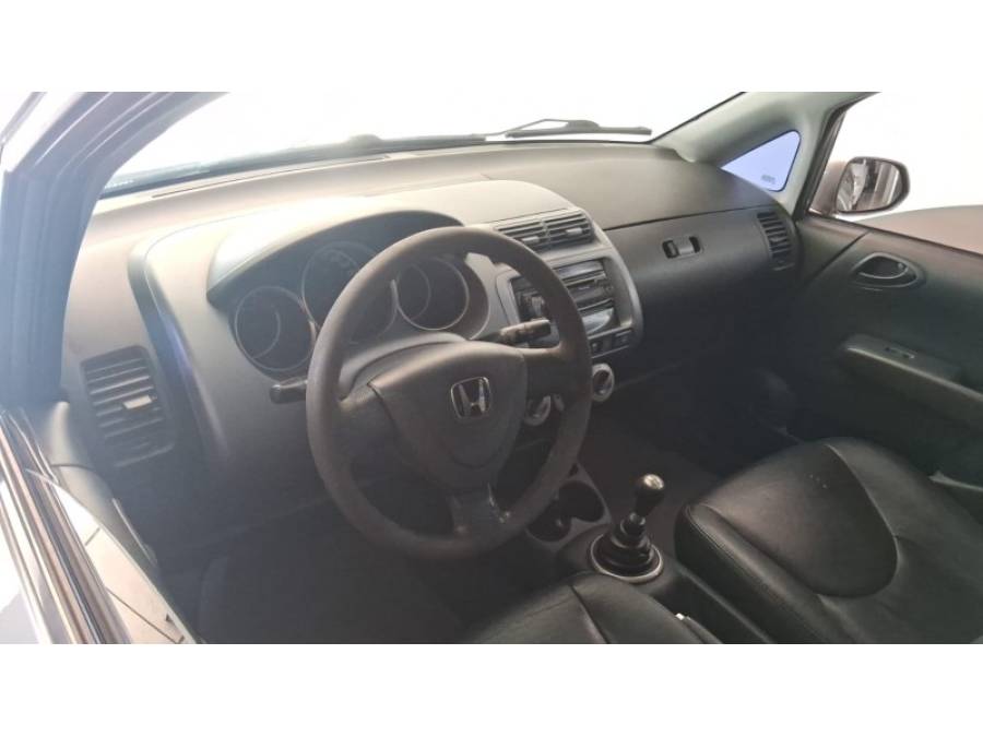 HONDA - FIT - 2008/2008 - Cinza - R$ 33.000,00