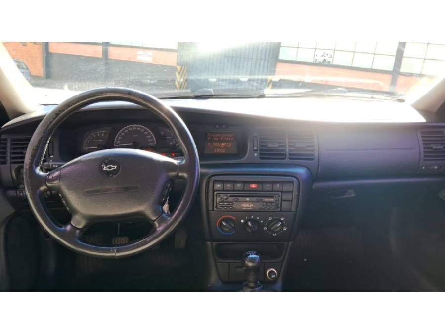 CHEVROLET - VECTRA - 2004/2005 - Bege - R$ 34.900,00