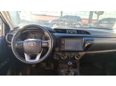 TOYOTA - HILUX - 2021/2021 - Branca - R$ 173.000,00