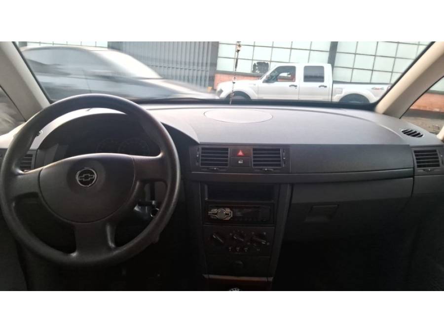 CHEVROLET - MERIVA - 2012/2012 - Prata - R$ 31.900,00
