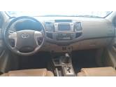TOYOTA - HILUX SW4 - 2011/2012 - Preta - R$ 135.000,00