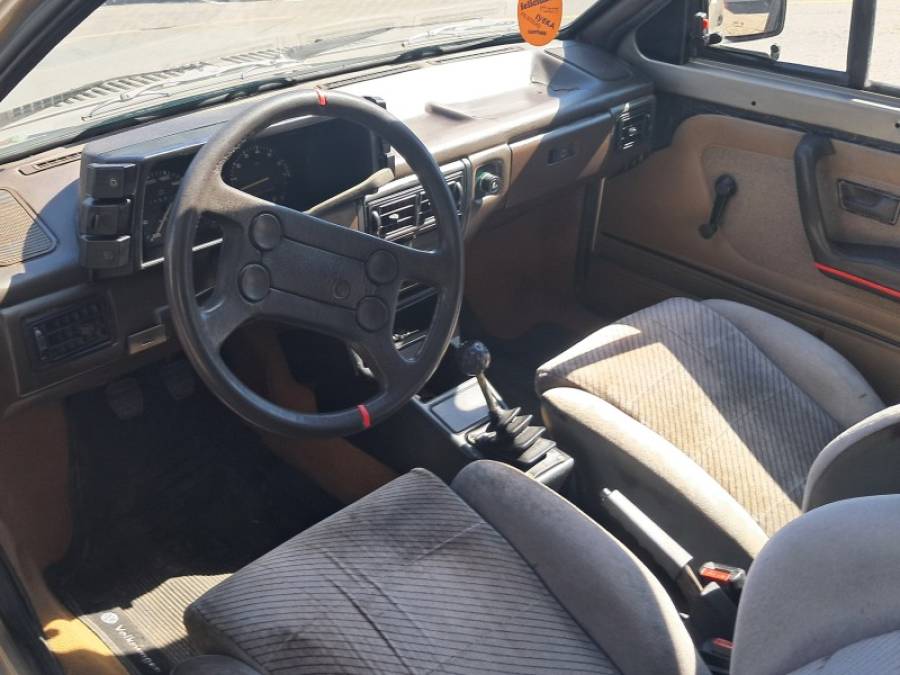 VOLKSWAGEN - PARATI - 1989/1990 - Bege - R$ 21.000,00