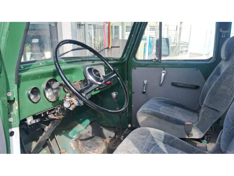 FORD - RURAL WILLYS - 1976/1976 - Verde - R$ 47.000,00