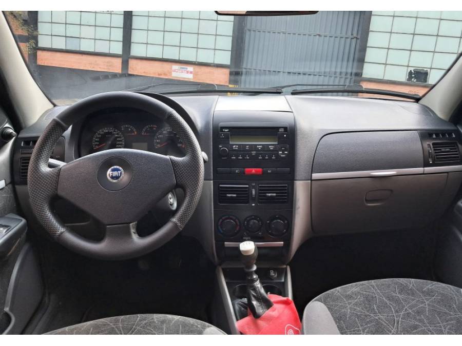 FIAT - SIENA - 2007/2007 - Vermelha - R$ 28.000,00