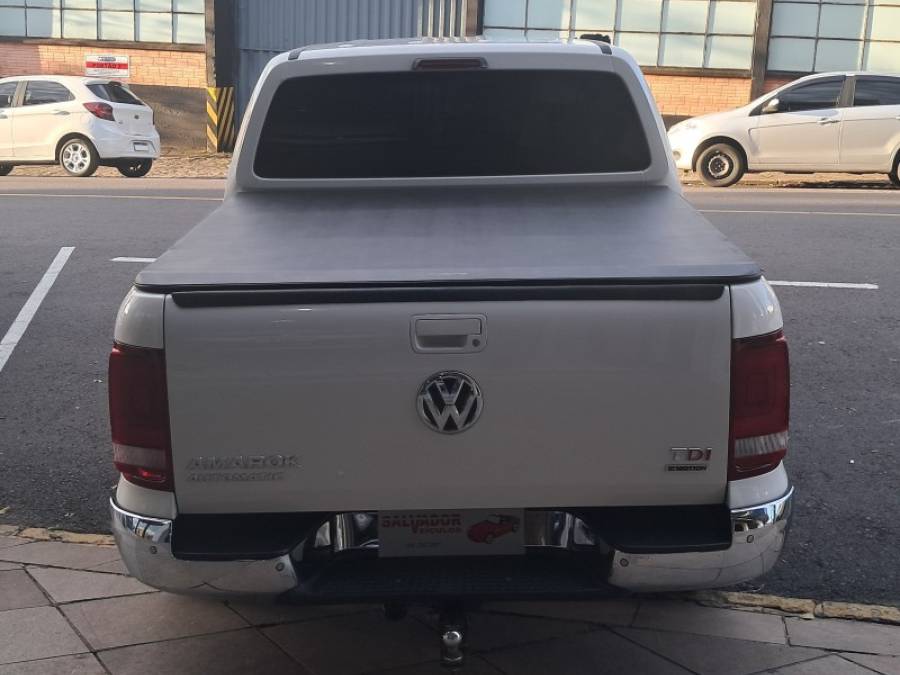 VOLKSWAGEN - AMAROK - 2017/2017 - Branca - R$ 132.000,00