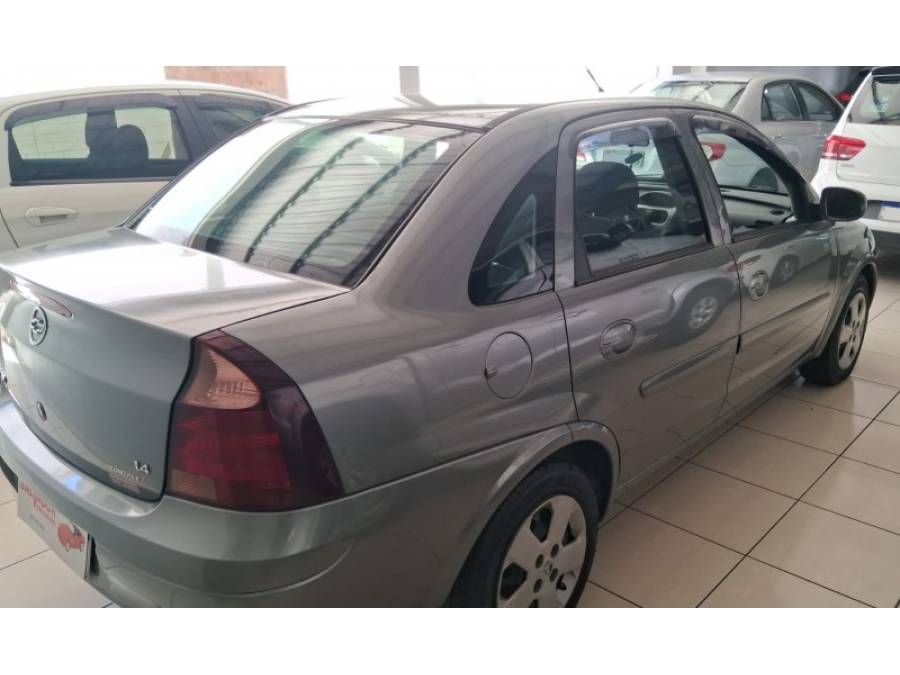 CHEVROLET - CORSA - 2007/2008 - Cinza - R$ 24.500,00