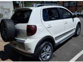VOLKSWAGEN - CROSSFOX - 2011/2012 - Branca - R$ 43.900,00