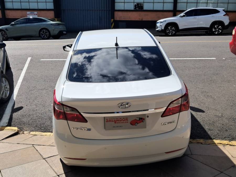 HYUNDAI - HB20S - 2015/2015 - Branca - R$ 52.900,00