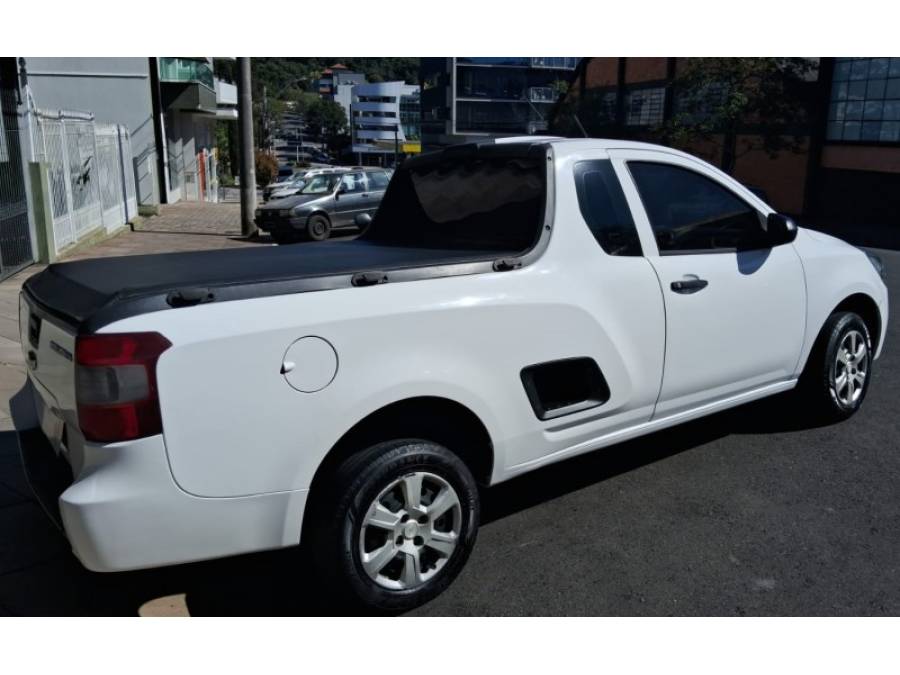 CHEVROLET - MONTANA - 2012/2013 - Branca - R$ 39.000,00