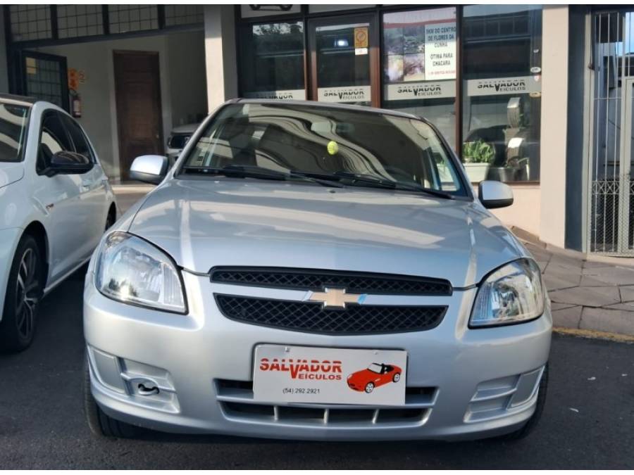 CHEVROLET - CELTA - 2012/2013 - Prata - R$ 36.000,00