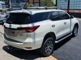 TOYOTA - HILUX SW4 - 2018/2018 - Branca - R$ 223.000,00