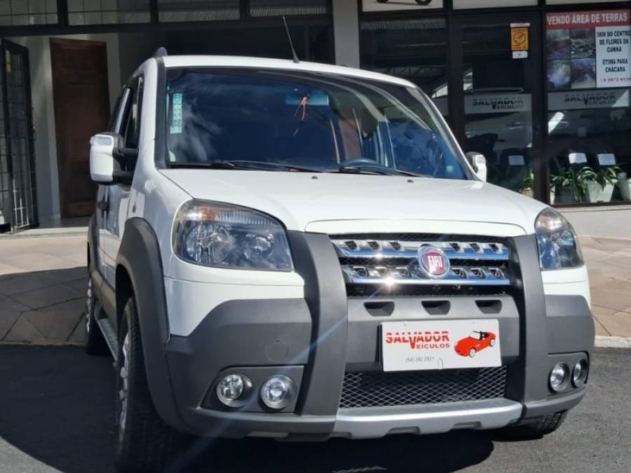 FIAT - DOBLÓ - 2014/2014 - Branca - R$ 54.900,00