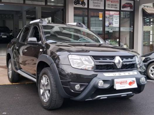 RENAULT - DUSTER OROCH - 2017/2018 - Preta - R$ 82.000,00