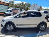 VOLKSWAGEN - CROSSFOX - 2011/2012 - Branca - R$ 43.900,00