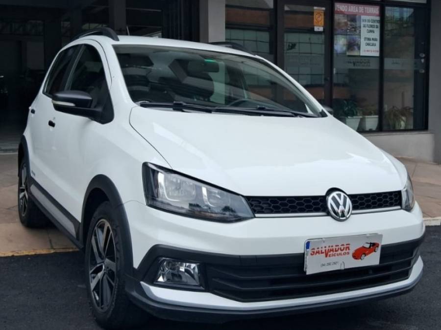 VOLKSWAGEN - FOX - 2019/2020 - Branca - R$ 65.000,00