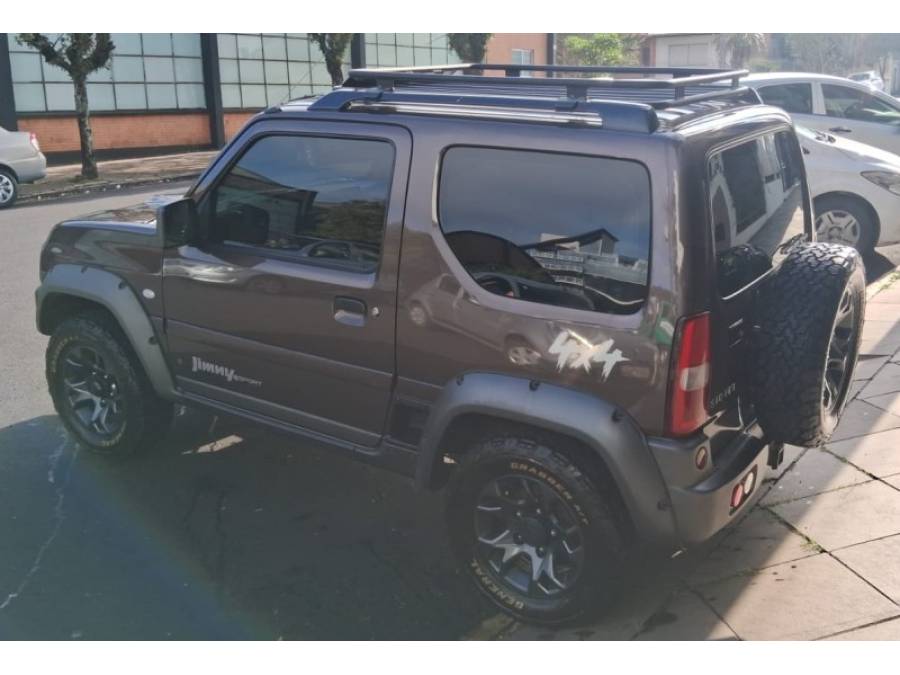 SUZUKI - JIMNY - 2021/2022 - Marrom - R$ 115.000,00