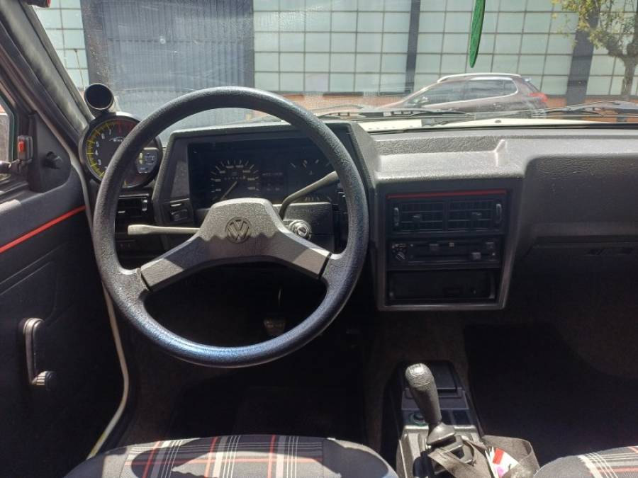 VOLKSWAGEN - GOL - 1989/1990 - Branca - R$ 16.500,00