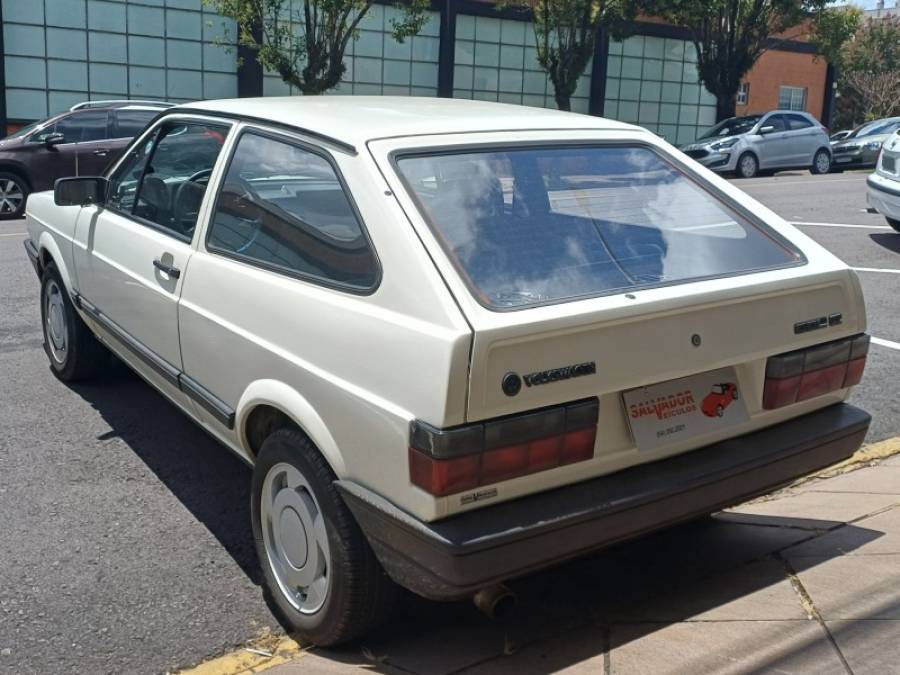 VOLKSWAGEN - GOL - 1989/1990 - Branca - R$ 16.500,00