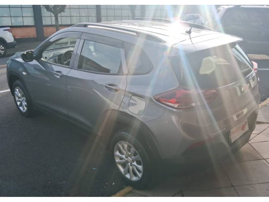 CHEVROLET - TRACKER - 2022/2022 - Cinza - R$ 102.990,00